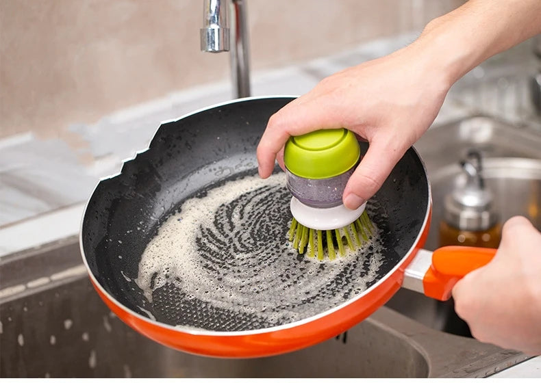 SoapFlow – Afwasborstel met Geïntegreerde Zeepdispenser
