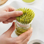 SoapFlow – Afwasborstel met Geïntegreerde Zeepdispenser